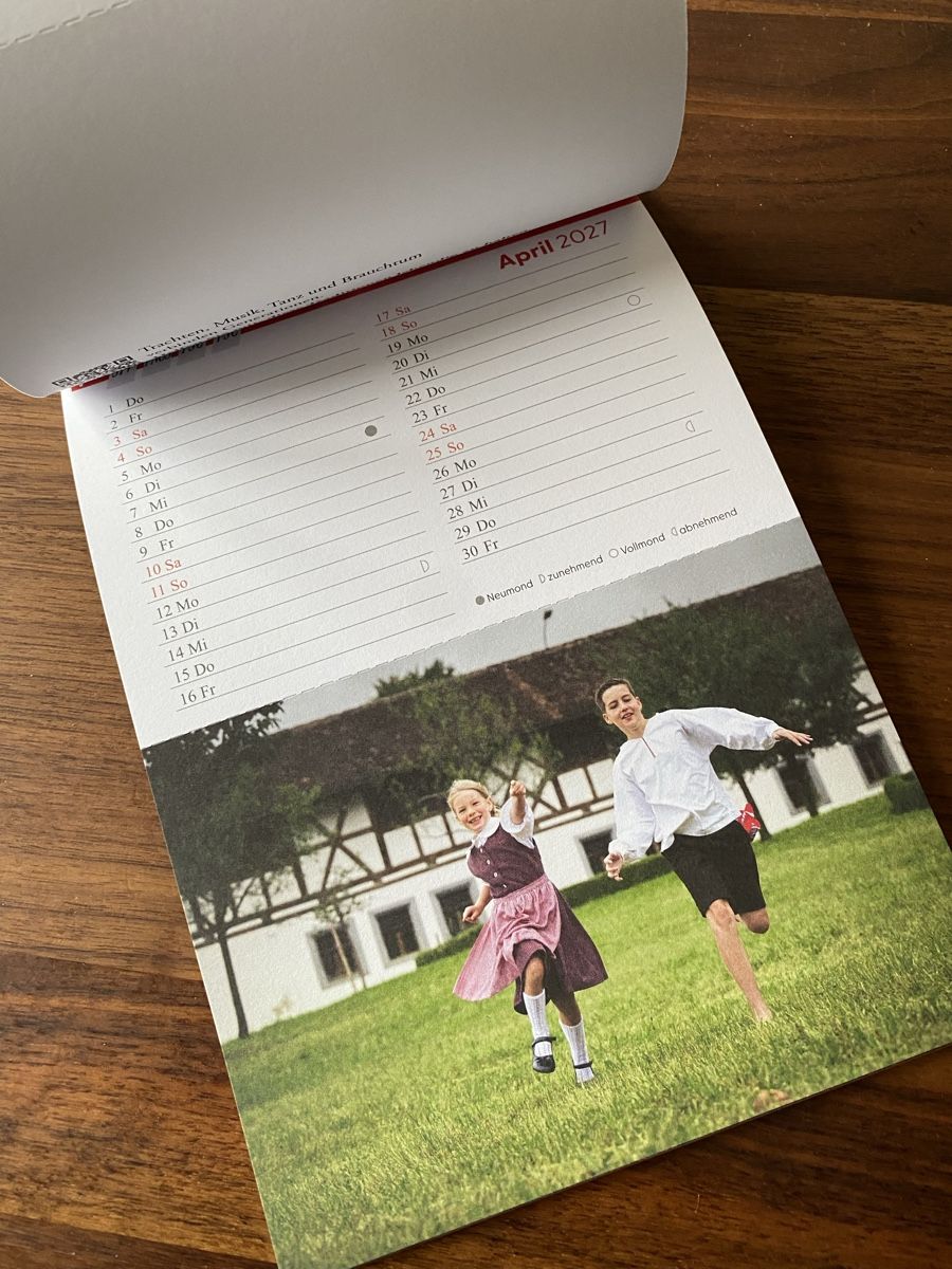Calendari: Kalender TRACHTEN 2027 – Nuovo e nell'imballaggio originale da Dietlikon venduto da Sa_Biene 2