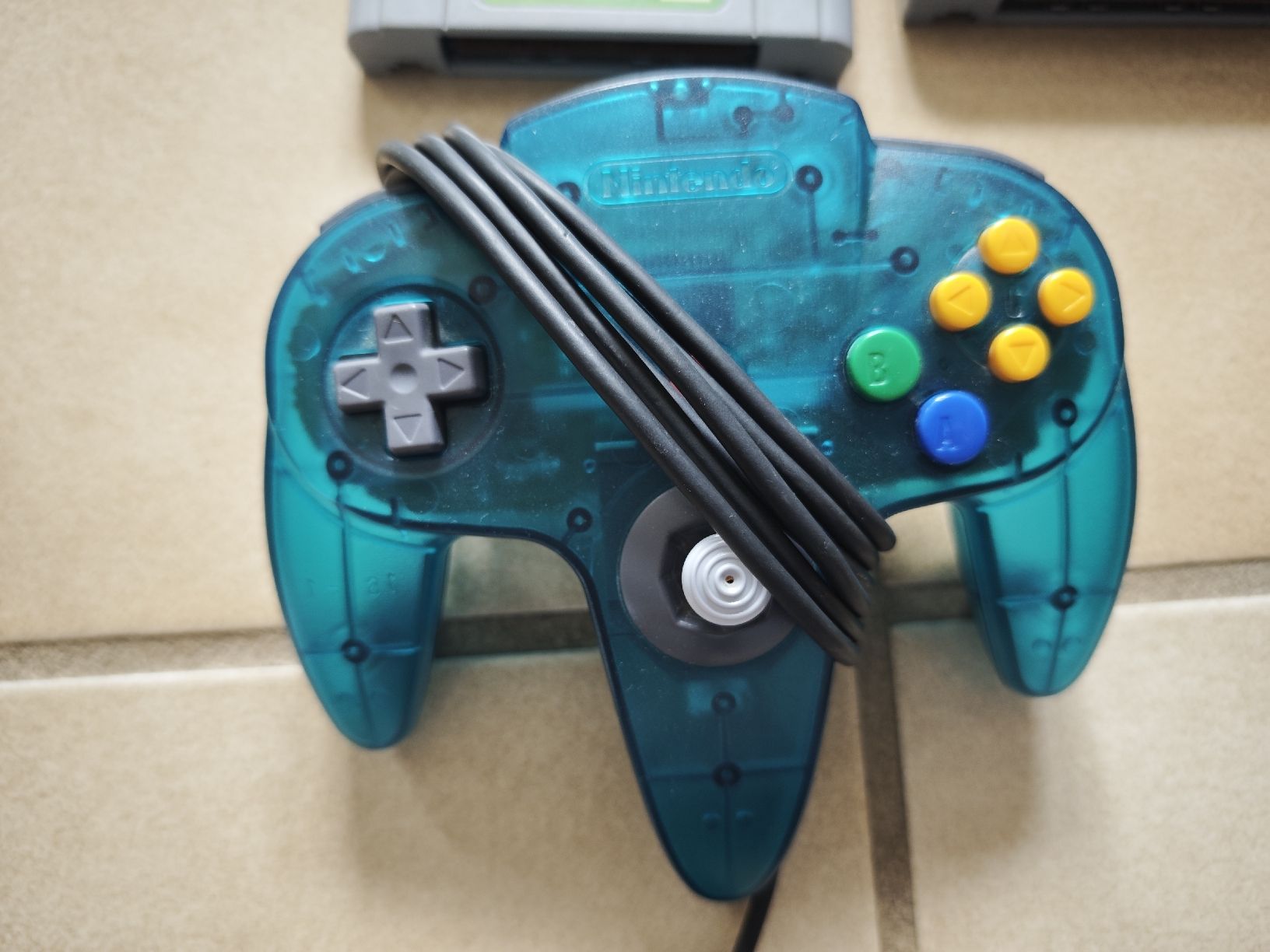 Nintendo Konsolen: Nintendo 64 transparent türkis mit 5 Games – Gebraucht aus Leibstadt von Rova 4