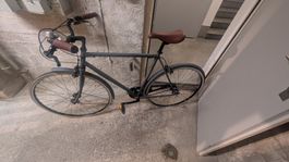 Velo Stadtrad grau Lenker braun Sitz braun