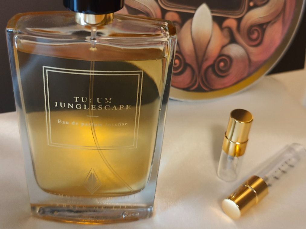 Simone Andreoli Profumi & Eau de Toilette: Tulum Junglescape by Simone Andreoli 2ml Abfüllung – Usato da dübendorf venduto da Omitna-Perfumes