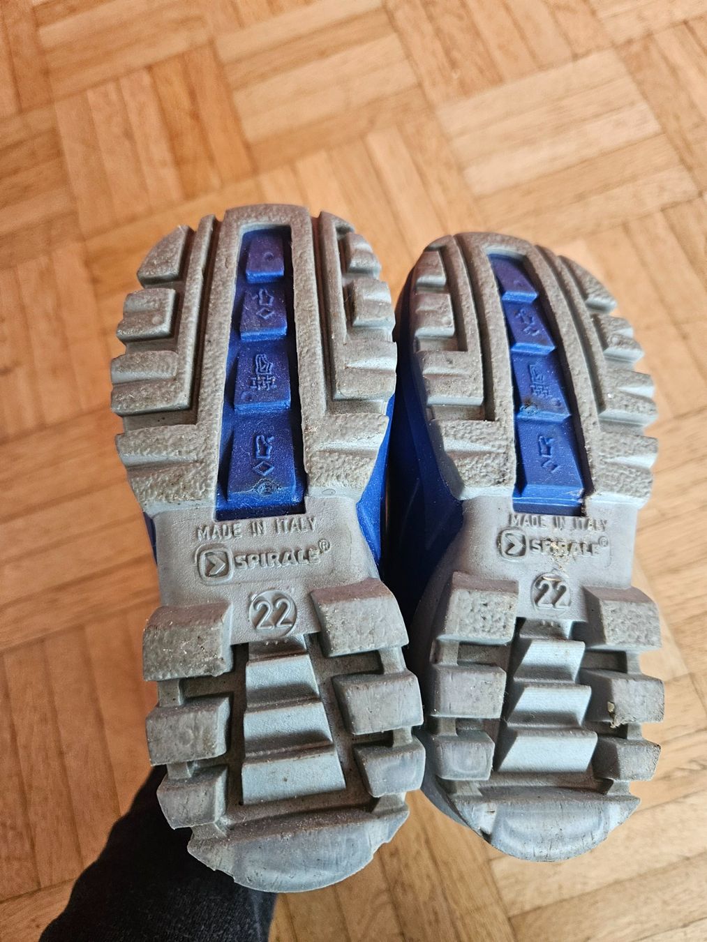 Scarpe per ragazzi: Regenstiefel 22 – Usato da Liestal venduto da Seraphine87 1