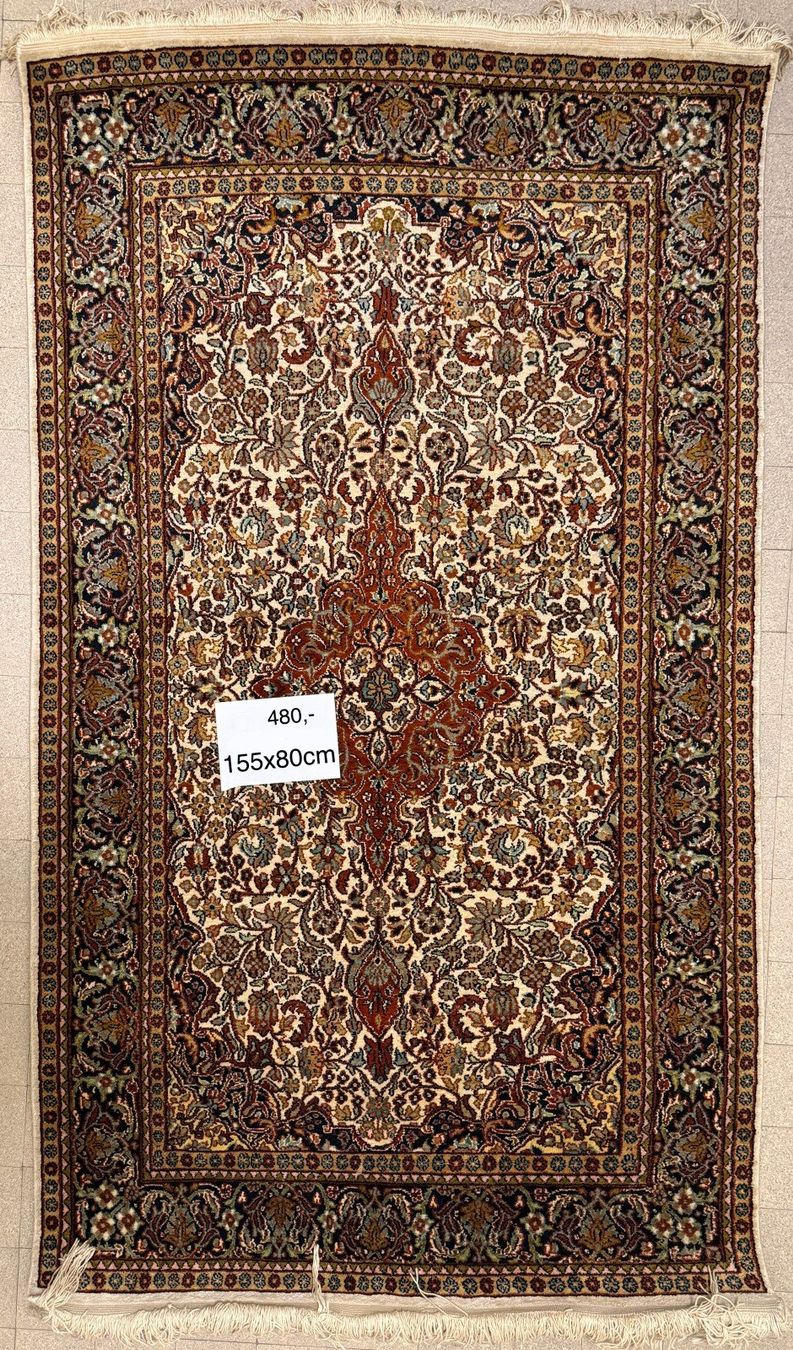 Tappeti: Seidenteppich aus Indien – Nuovo (secondo la descrizione) da Grenchen venduto da Jerzyk