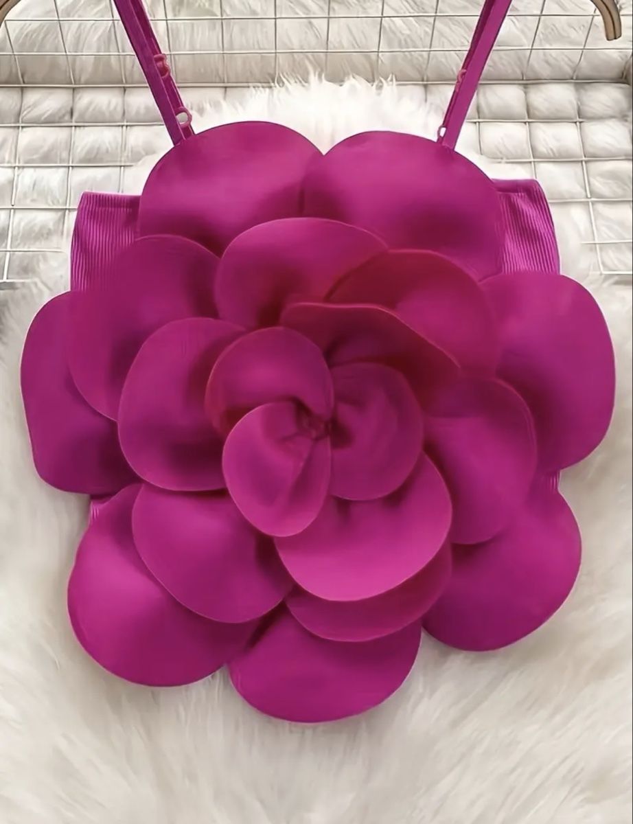 Tops: Débardeur rose avec fleur 3D - Taille M – Neuf avec emballage d'origine à Delémont par bou_26 2