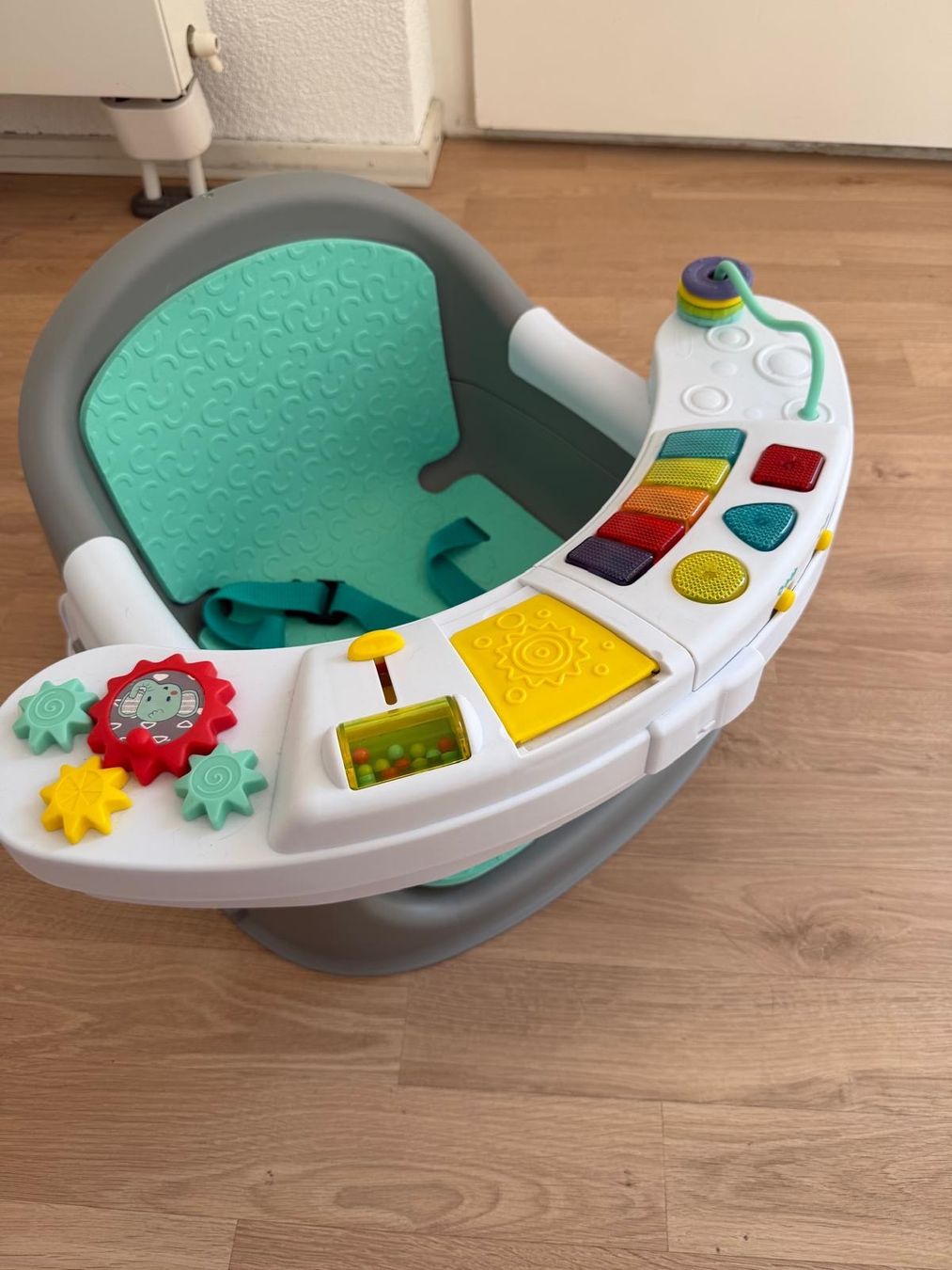 Sedie: INFANTINO Siège d'activités 3 en 1 – Usato da Le Landeron venduto da eco_qjg6