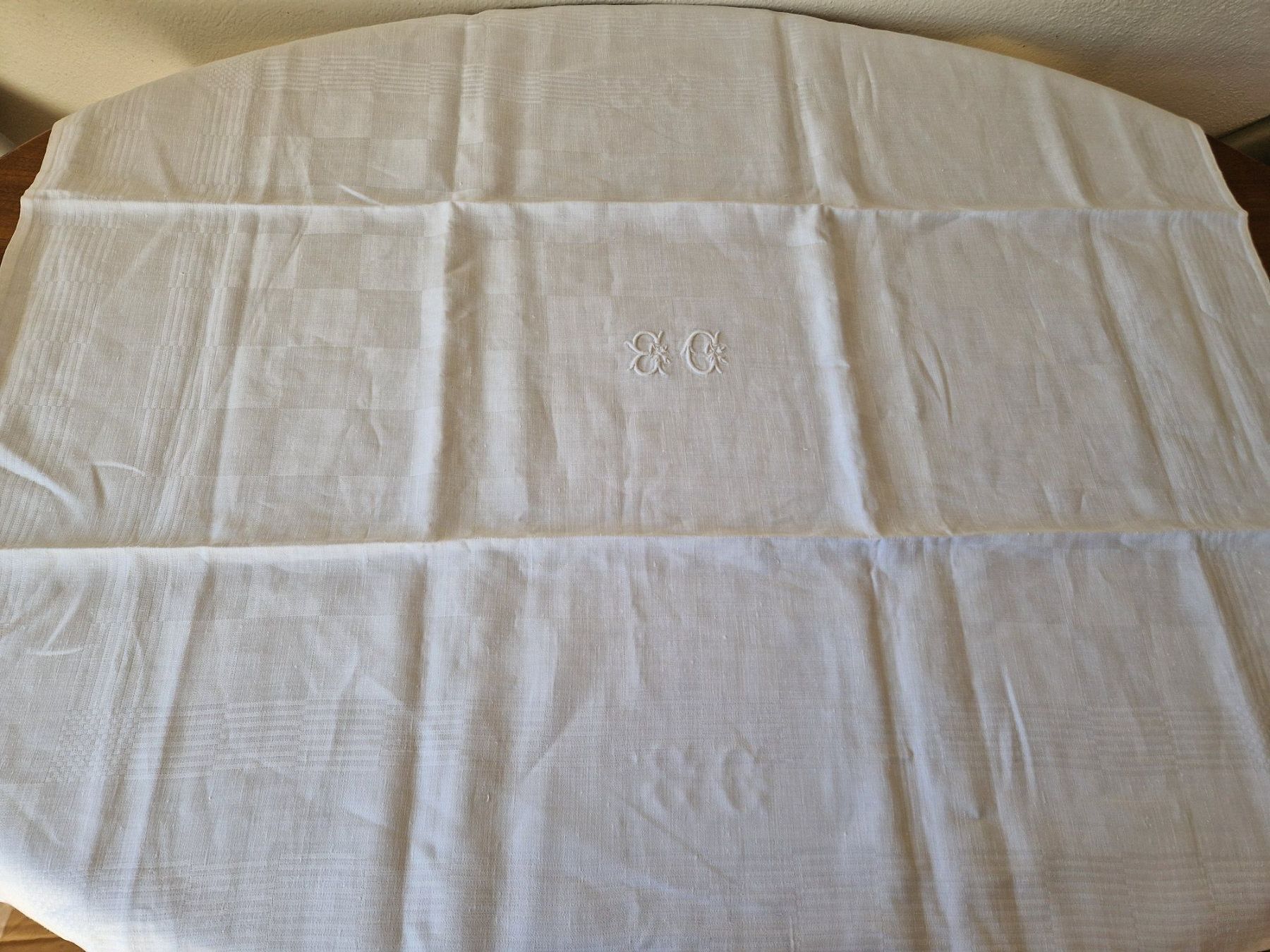 Sonstige Tischwäsche: kleine Tischdecke/ Läufer/ Monogramm – Gebraucht aus Bern von Antikbatik 2