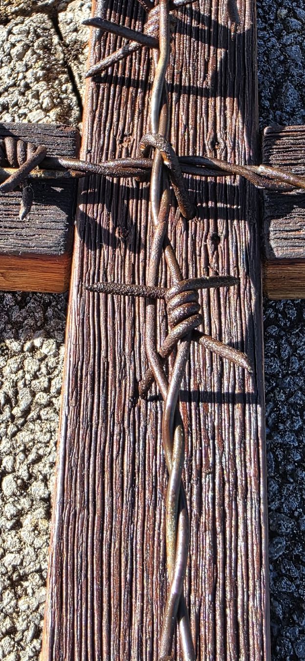 Tutte le decorazioni: Holzkreuz mit Dornenkrone, rustikal & einzigartig – Nuovo e nell'imballaggio originale da Emmetten venduto da sra_mb9z 4