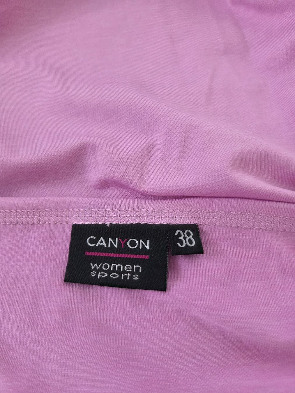 Canyon T-shirt: schönes T-Shirt, Canyon – Nuovo (secondo la descrizione) da Wiesendangen venduto da Sinhuk 1