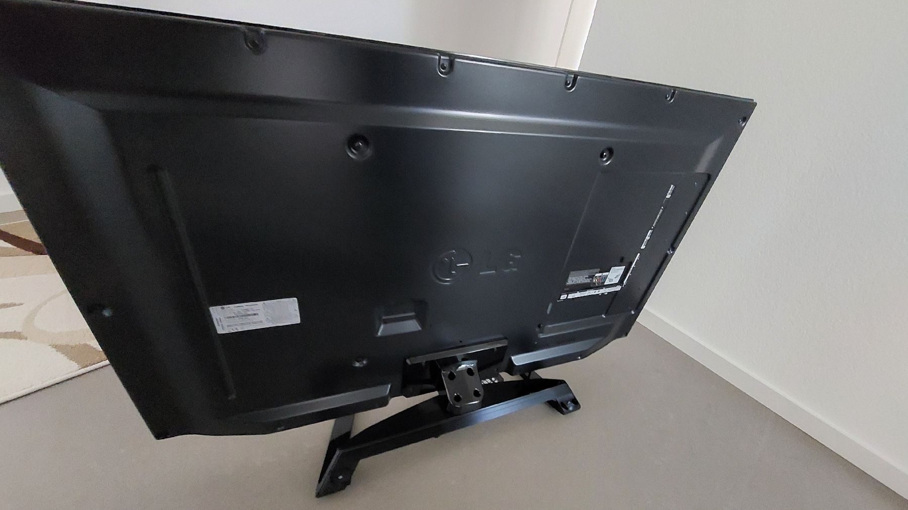 LG Televisori: Lg Tv  – Usato da Davos Platz venduto da anton85 2