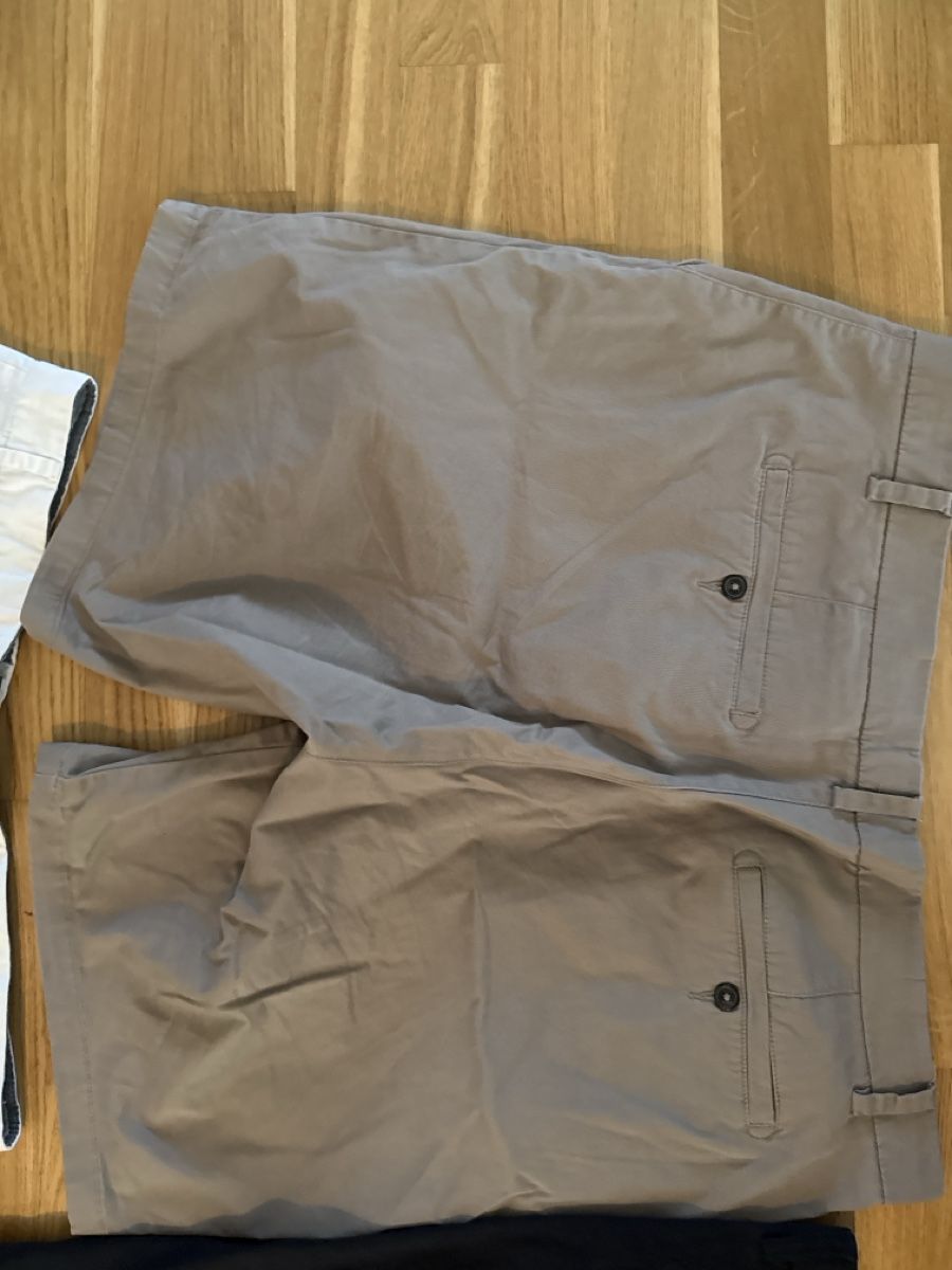 Next Lotti di vestiti: NEXT Chino Shorts NEU Grösse W42 Long – Nuovo e nell'imballaggio originale da Uster venduto da ERIC7777777 5