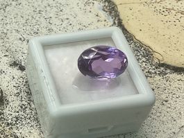 Natürlicher Amethyst, helles violett, VVS