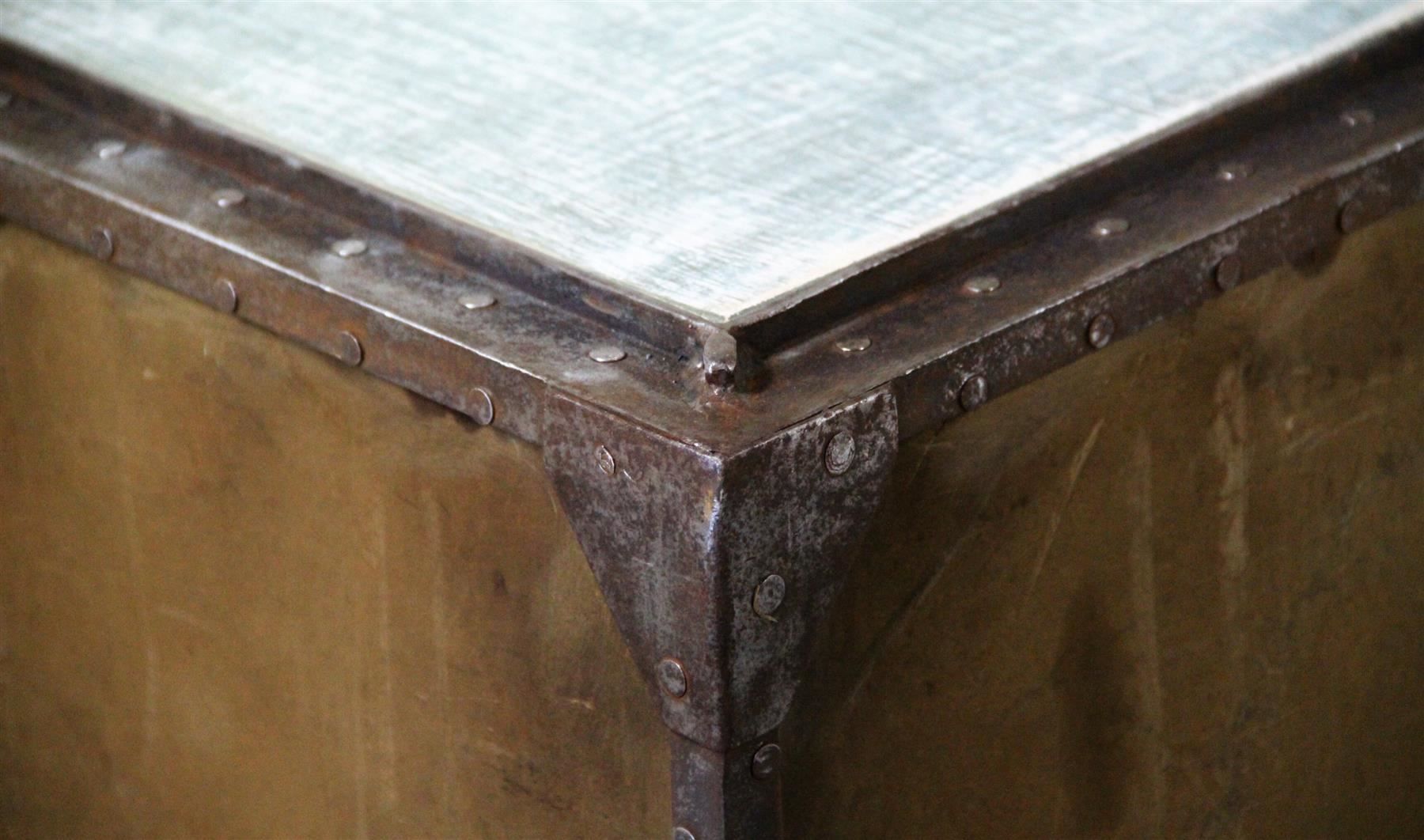 Tables: Couchtisch, Industriekorb Industriekiste – D'occasion à Birrwil par brandschatz_birrwil 7