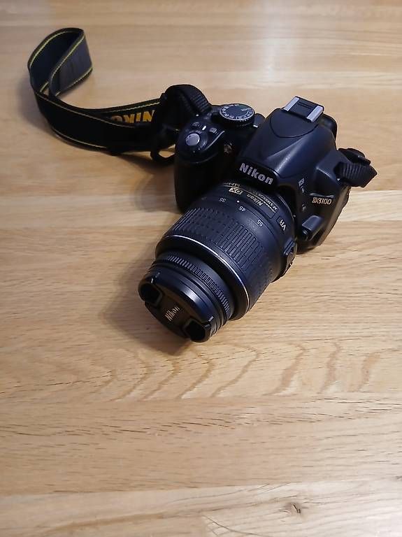 Fotocamera: Appareil Nikon D3100 – Usato da St-Maurice venduto da Chambs89