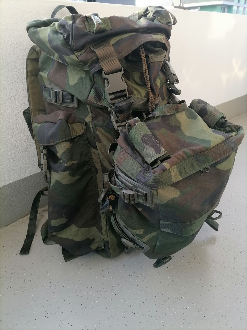 Zaini: Feldrucksack mit Seitentaschen – Usato da Zug venduto da LucaLab 1