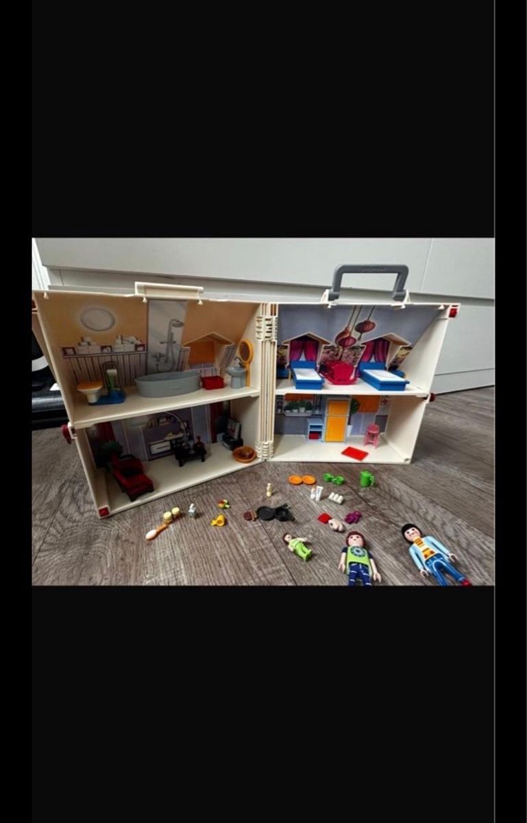 Playmobil Spielzeuge: Playmobil Reise Haus – Gebraucht aus Gähwil von anjaoppermann 1