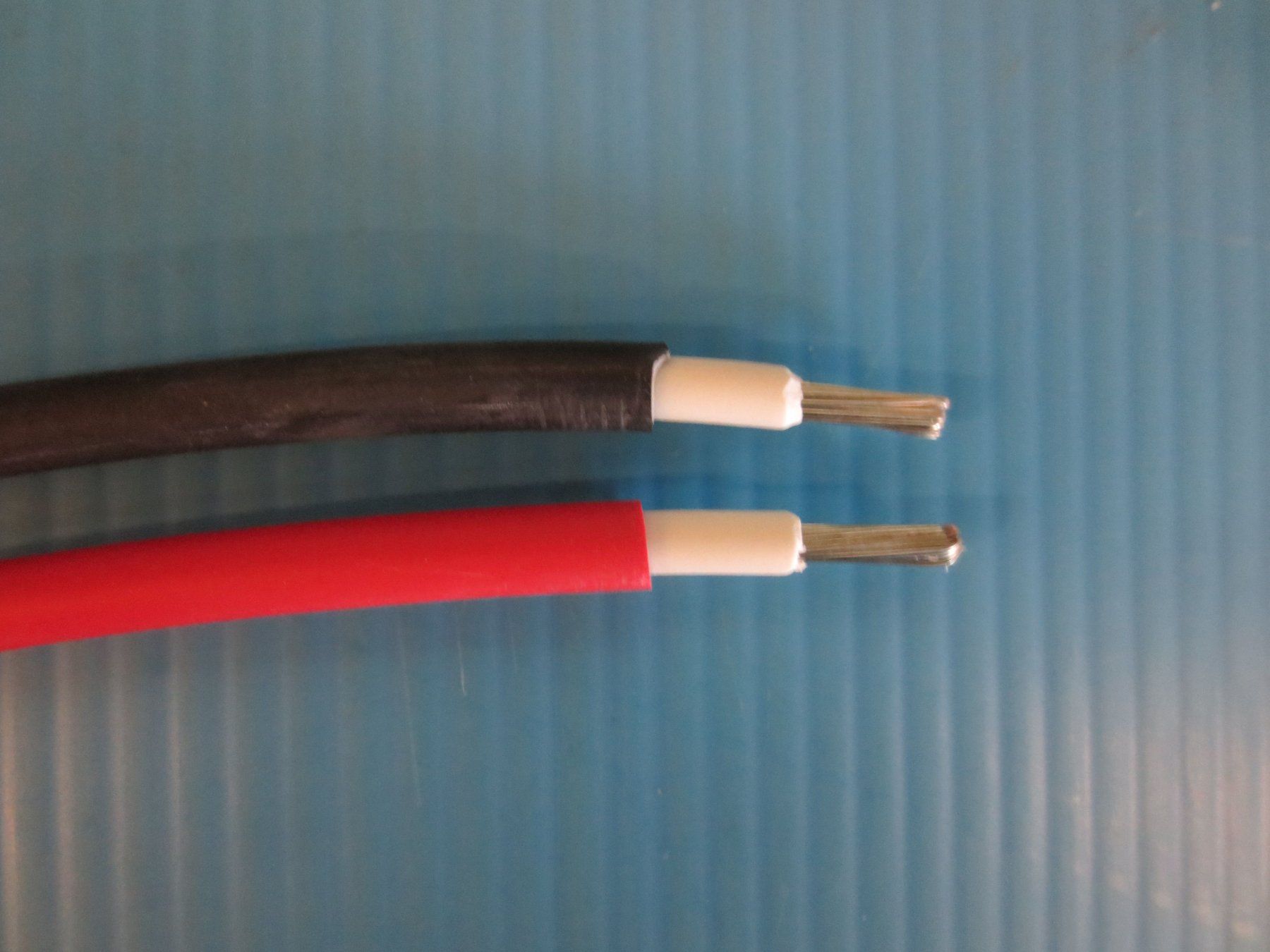 Cavi: Meterware  Solarkabel SET 4mm2 Rot + Schwarz H1Z2Z2-K – Nuovo e nell'imballaggio originale da Sulz LU venduto da Elektrofachverkauf 1