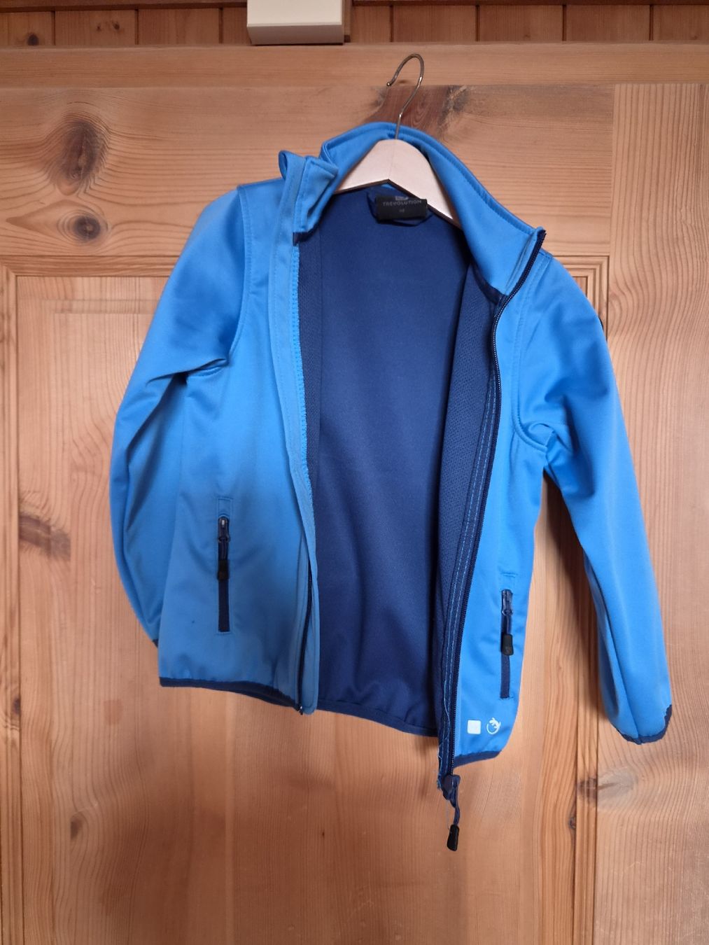 Trevolution Jacken & Mäntel: Softsheljacke Gr.116 – Gebraucht aus Disentis/Mustér von epa_862v 2