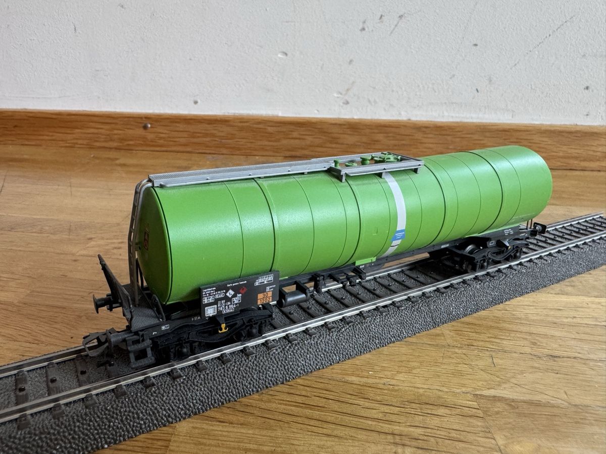 Märklin Modelleisenbahnen: Märklin - Piko - Fleischmann Güterwagen-Konvolut – Gebraucht aus Zürich von Maxim0357 3
