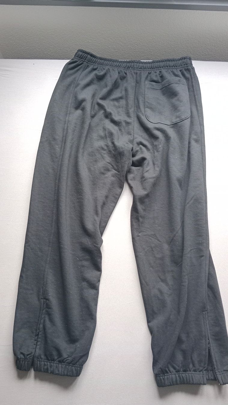 Pantaloni: Jogging EAZY noir, Taille L – Nuovo (secondo la descrizione) da Martigny venduto da ale_5gzg 1