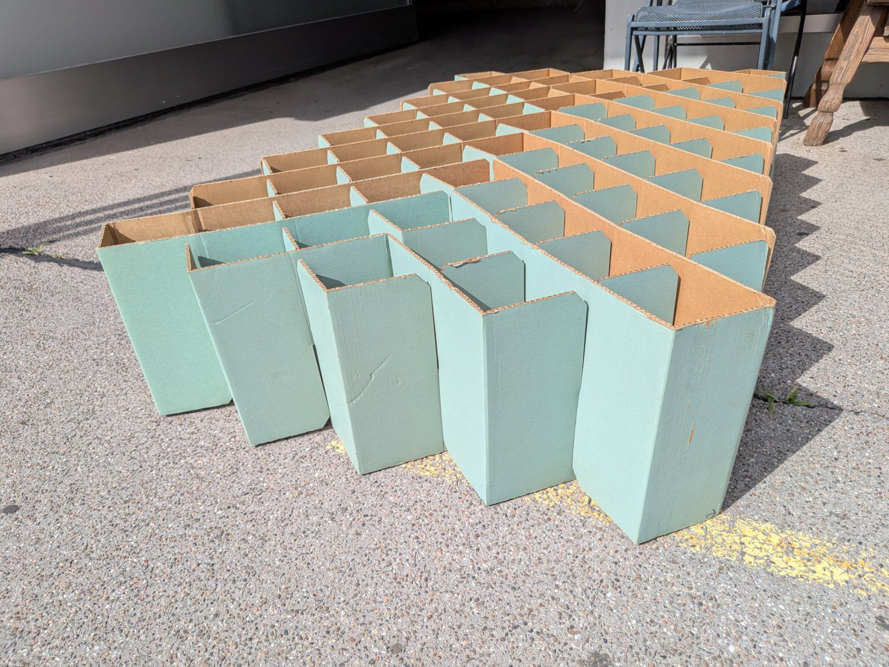 Letti: Karton Bett Riab. roominabox – Usato da Emmen venduto da magelan 2