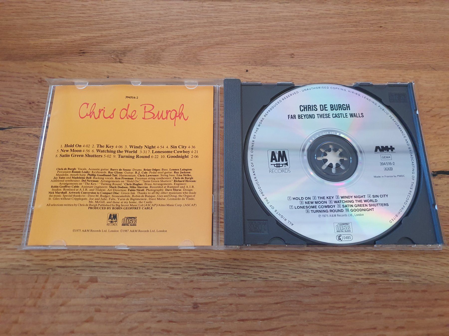 CDs: Chris de Burgh - Far beyond these castle walls - CD – Gebraucht aus Auenstein von Trilos 2