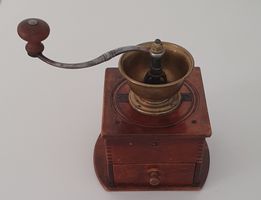 antike Kaffeemühle Holz Messing