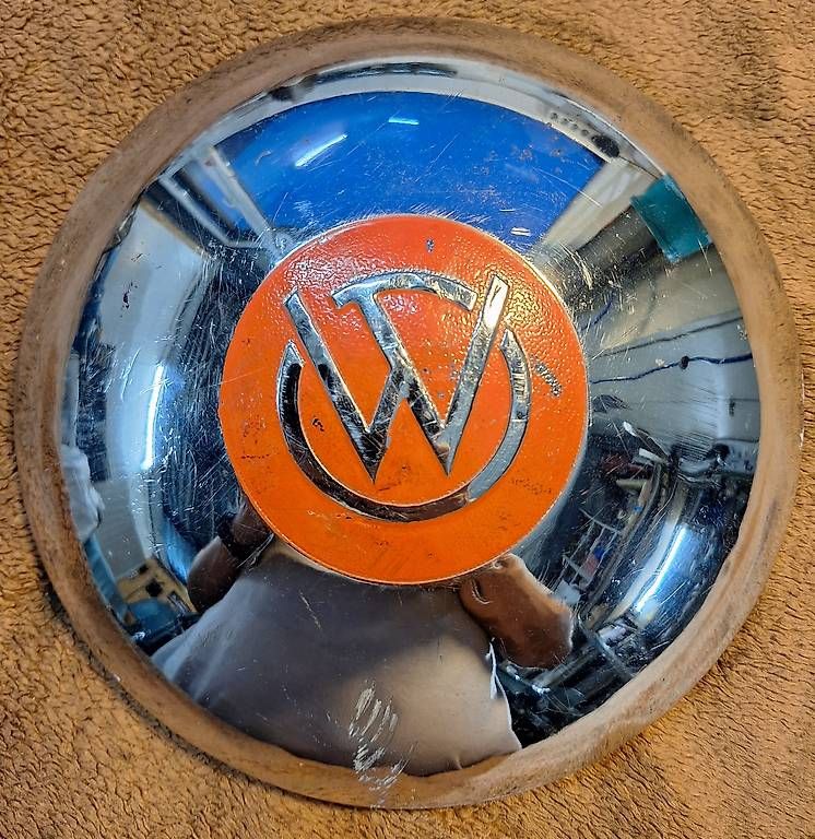 Tutti pezzi di ricambio auto: Willys Overland Radkappe – Usato da Triesen venduto da BLACKSHEEP75
