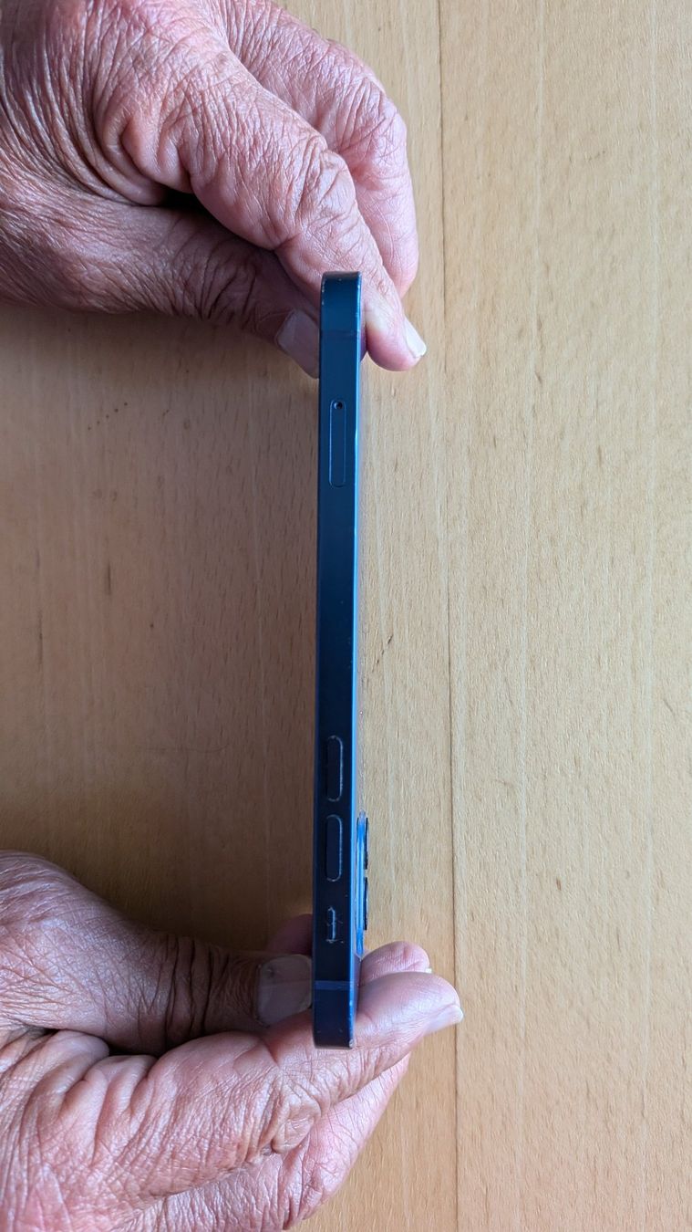 Apple Handys / Smartphones: Iphone 12 - 64 GB – Gebraucht aus saxon von Cuman 4