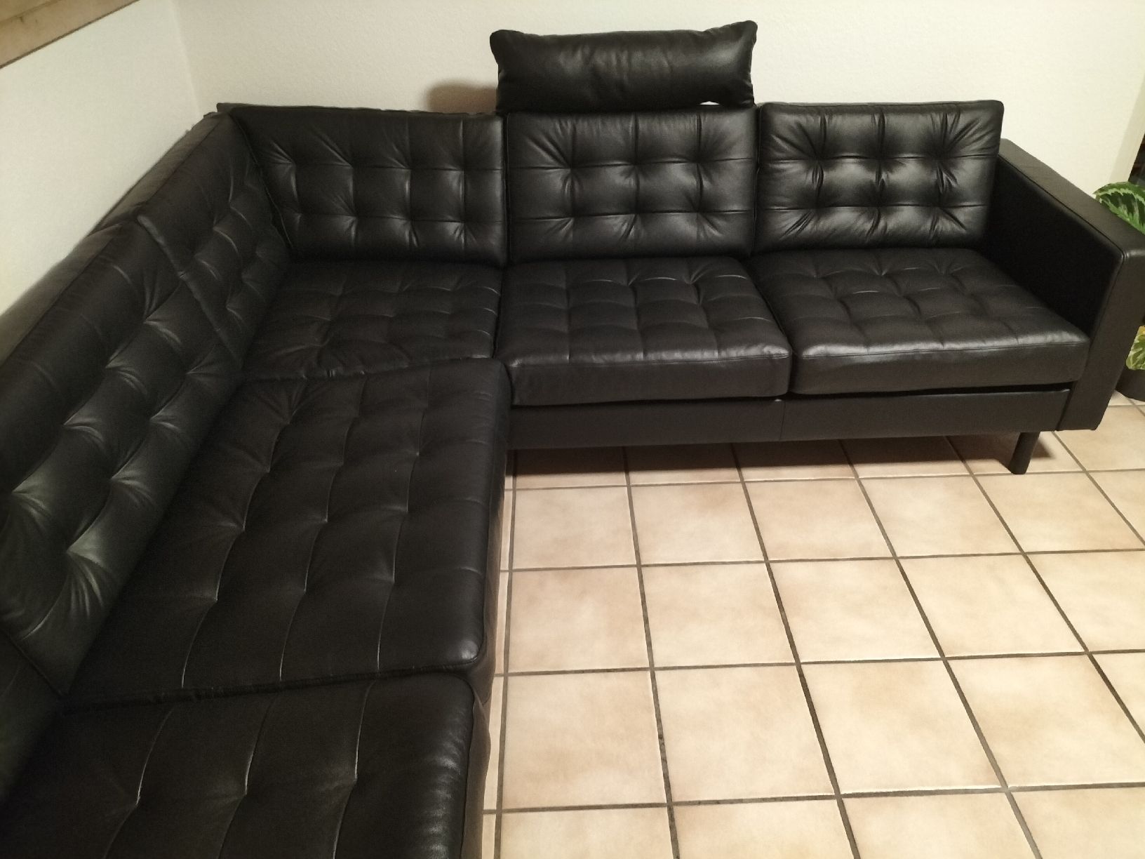 Ikea Divani: IKEA LANDSKRONA Ecksofa 5-Sitzer Echtleder Schwarz neuwertig – Nuovo (secondo la descrizione) da Rotkreuz venduto da Edizionor 1