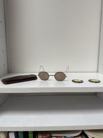 Antike Brille mit Horn ummantelt und Etui