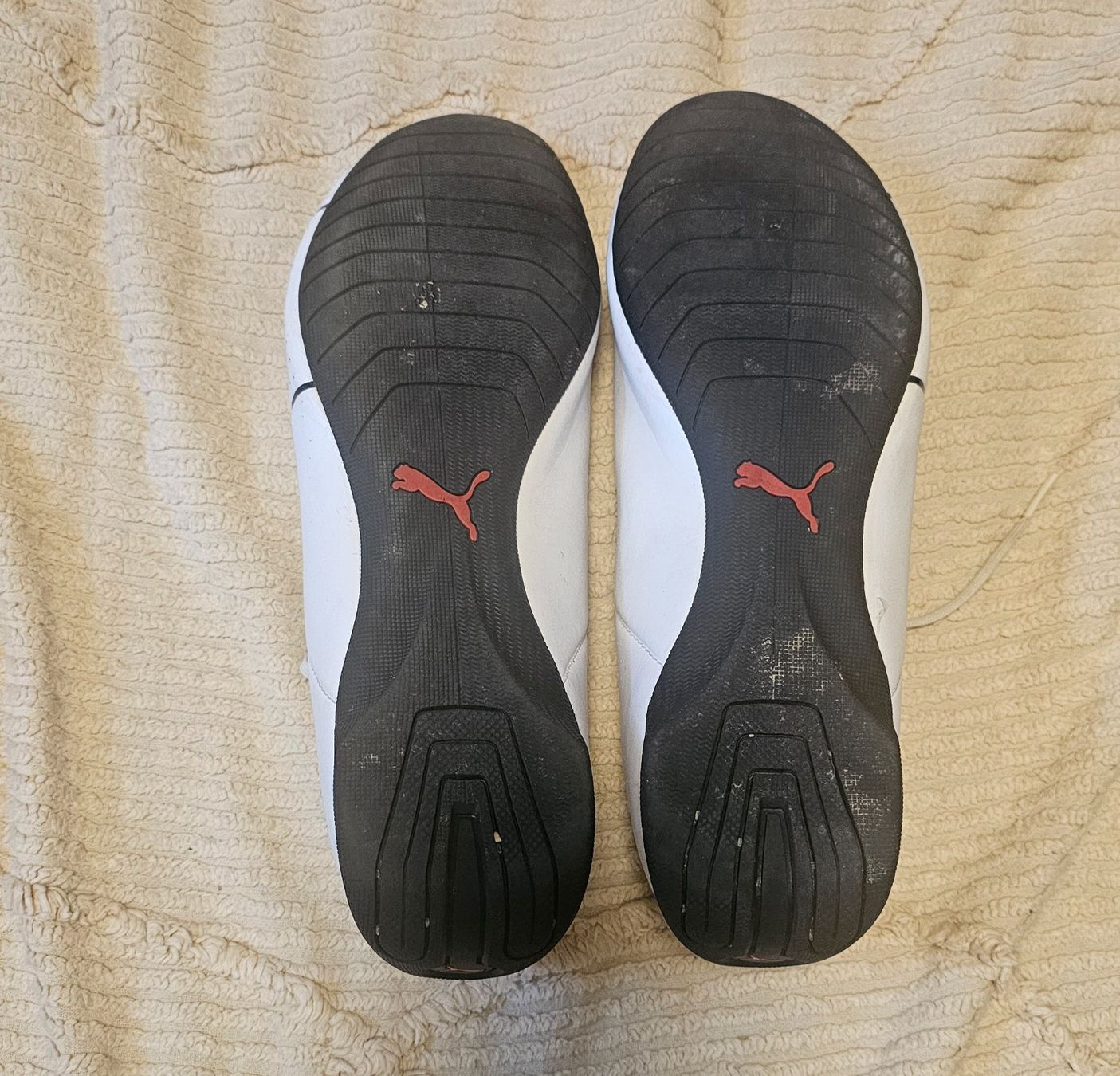 Puma Herrenschuhe: Puma Ferrari baskets – Gebraucht aus Etoy von angi020 7