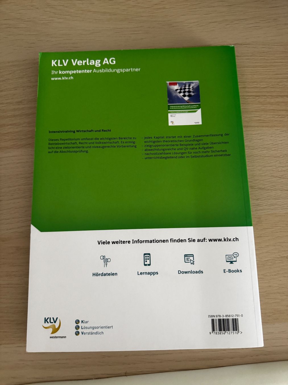 Libri: Intensivtraining Wirtschaft+Recht Neu – Nuovo e nell'imballaggio originale da Zürich venduto da fresh0001 1