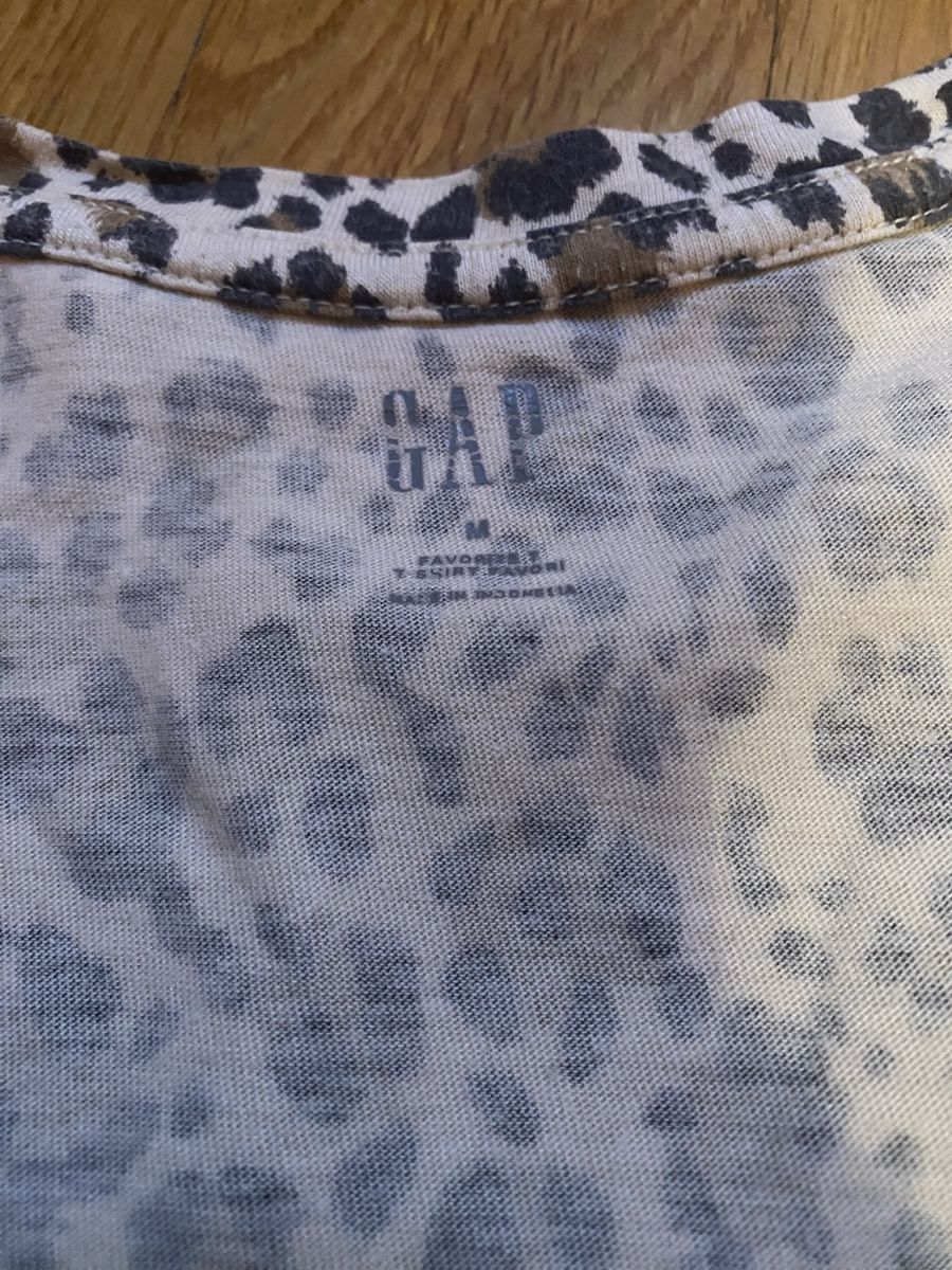 Gap T-shirt: T-shirt léopard GAP M – Usato da Epagny venduto da nie_n5yb 2