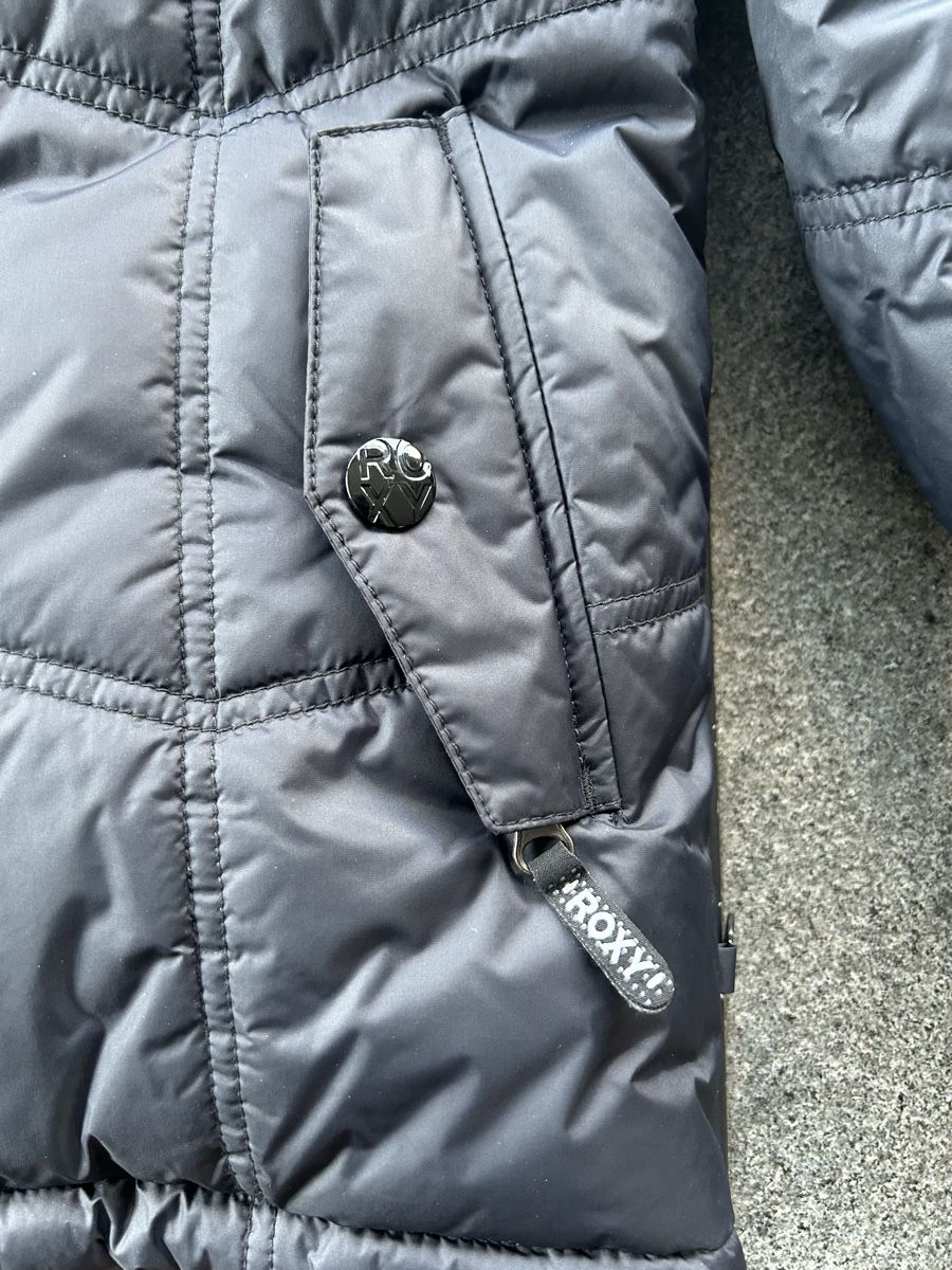 Roxy Jacken & Mäntel: Veste Roxy noire avec capuche neuve taille 152 – Neu (gemäss Beschreibung) aus Orsières von Maevalais 3