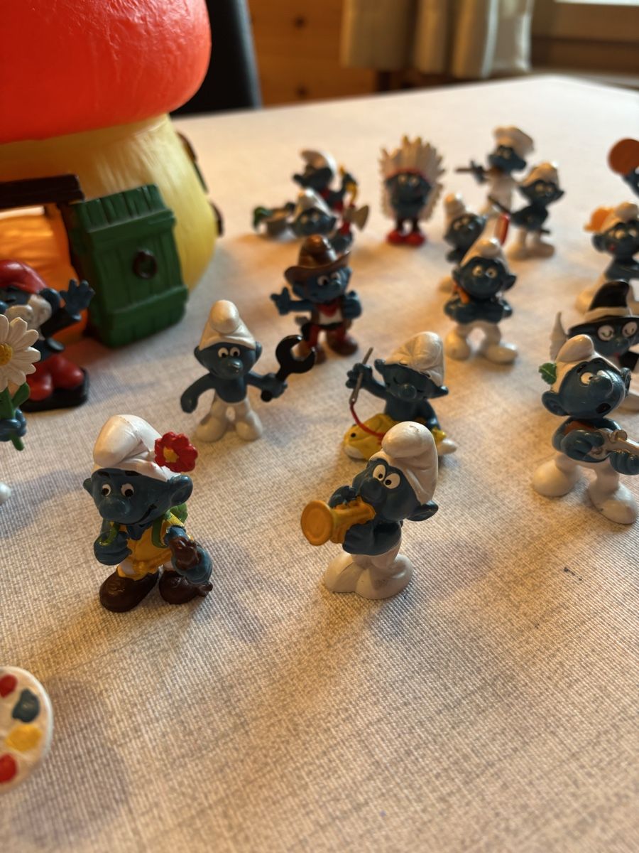 Schleich Statuette: Schlümpfe und Schlumpfhaus – Usato da Zweisimmen venduto da DieDaDo 2