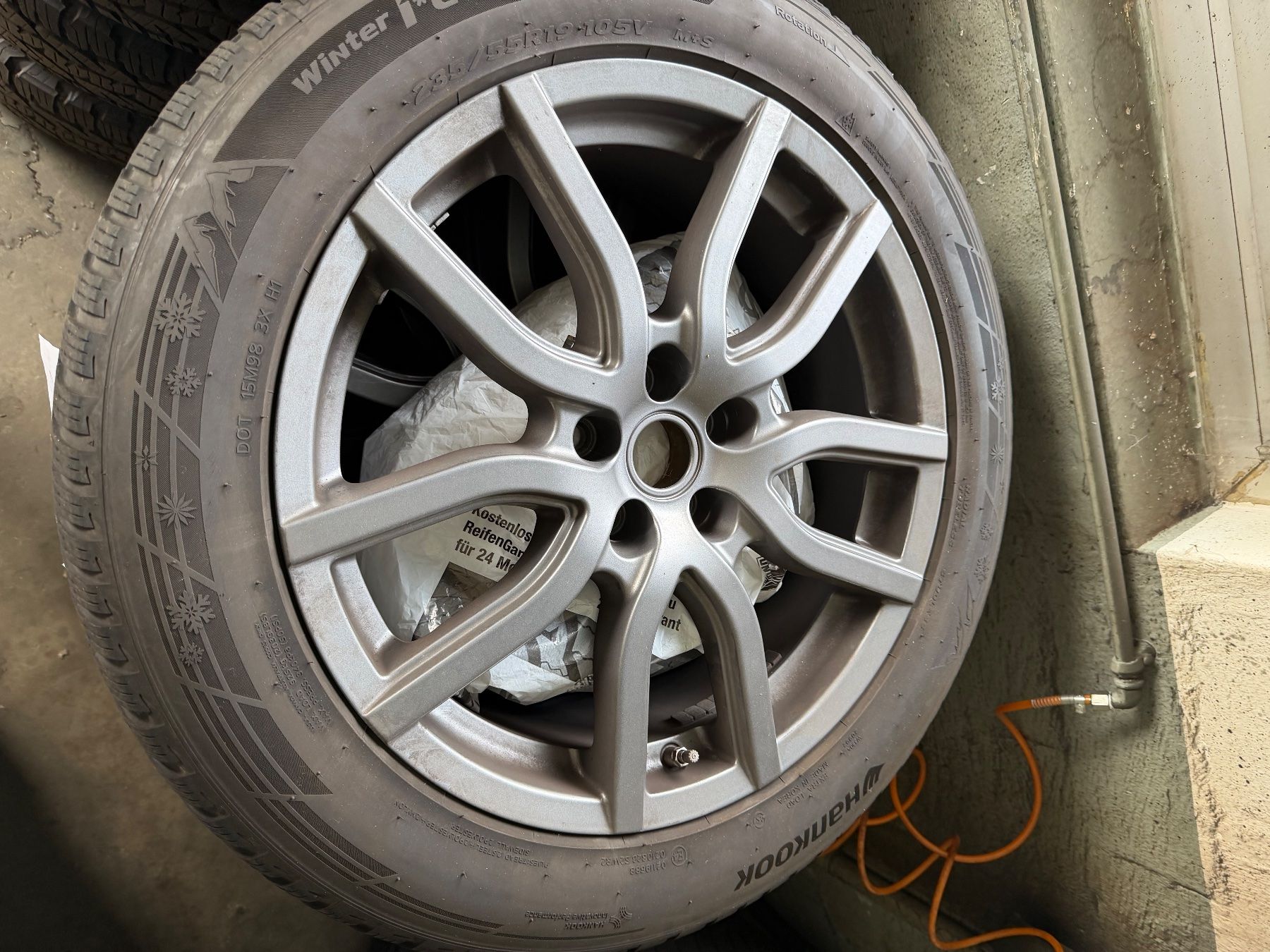 Land Rover Pneumatici & Ruote complete: Winterrad Land Rover Evouqe – Usato da Brütten venduto da abbate1 1