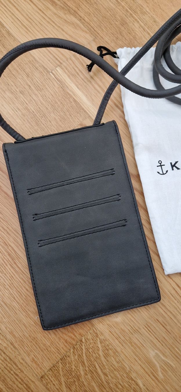 Kapten & Son Borse: Kapten & Son Vanso Handytasche schwarz-grau – Nuovo e nell'imballaggio originale da Zürich venduto da c.line89 1