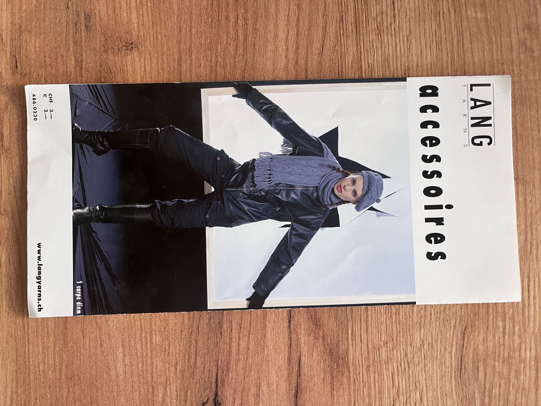Dokumente: 1 Heft Accessoires Lang Yarns – Gebraucht aus Büsserach von bor_s88m