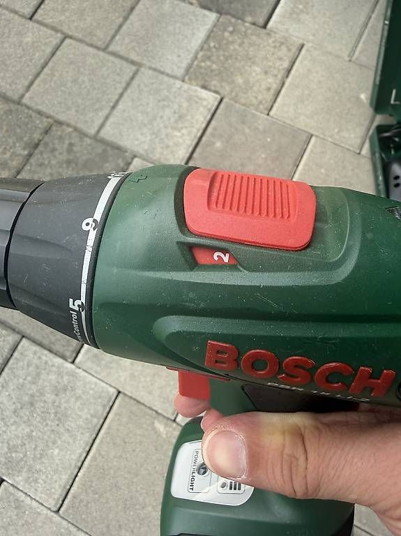 Bosch Perceuses: Akkuschrauber - BOSCH 18V – D'occasion à Werdenberg par szekely.tamas 3