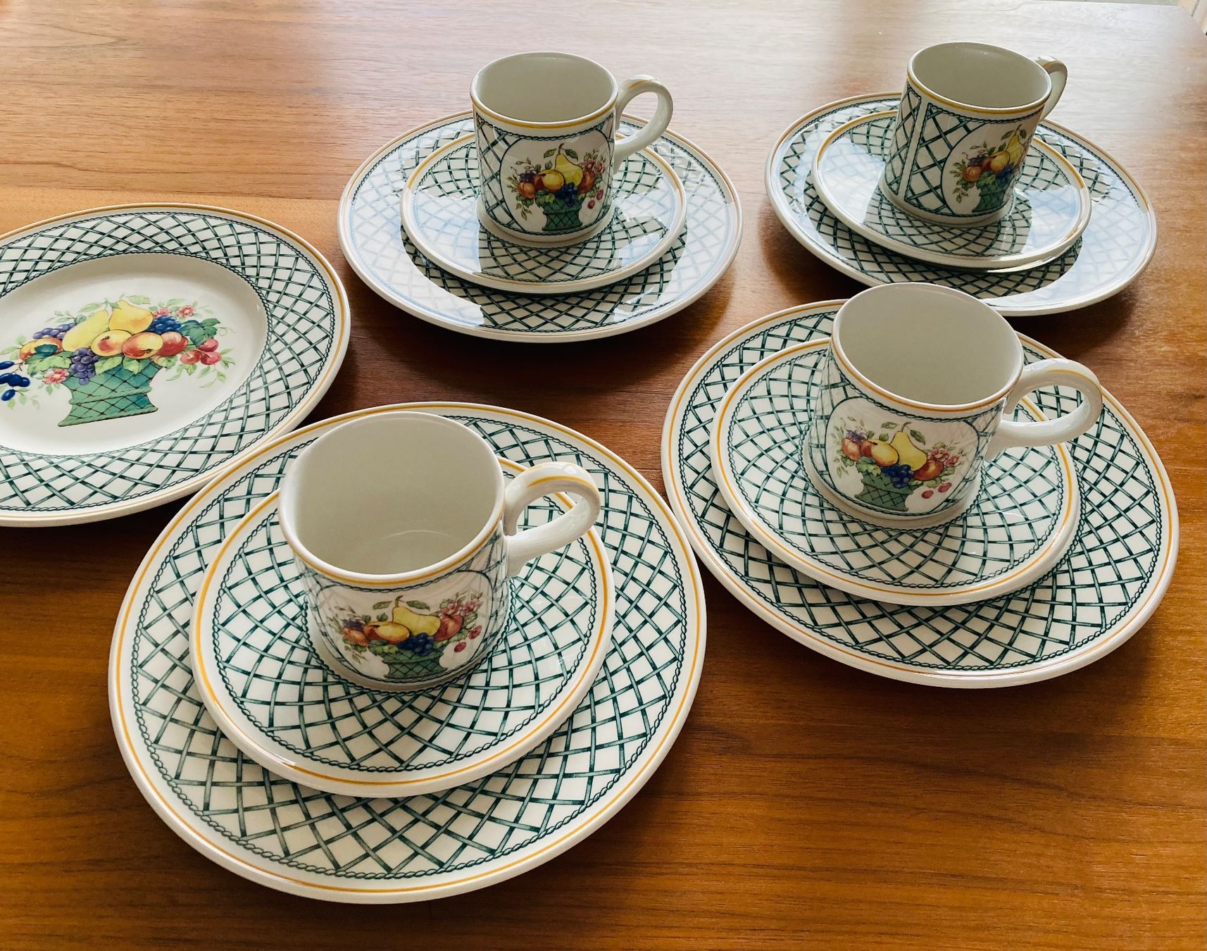 Villeroy & Boch Services de table: Geschirrset – D'occasion à Grüt (Gossau ZH) par Air8k3m 2