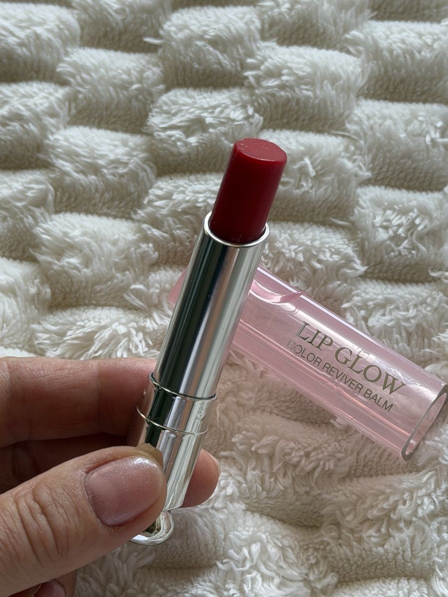 Dior Make-up: Dior Lip Glow 031 Strawberry – Usato da Cademario venduto da Iby_30