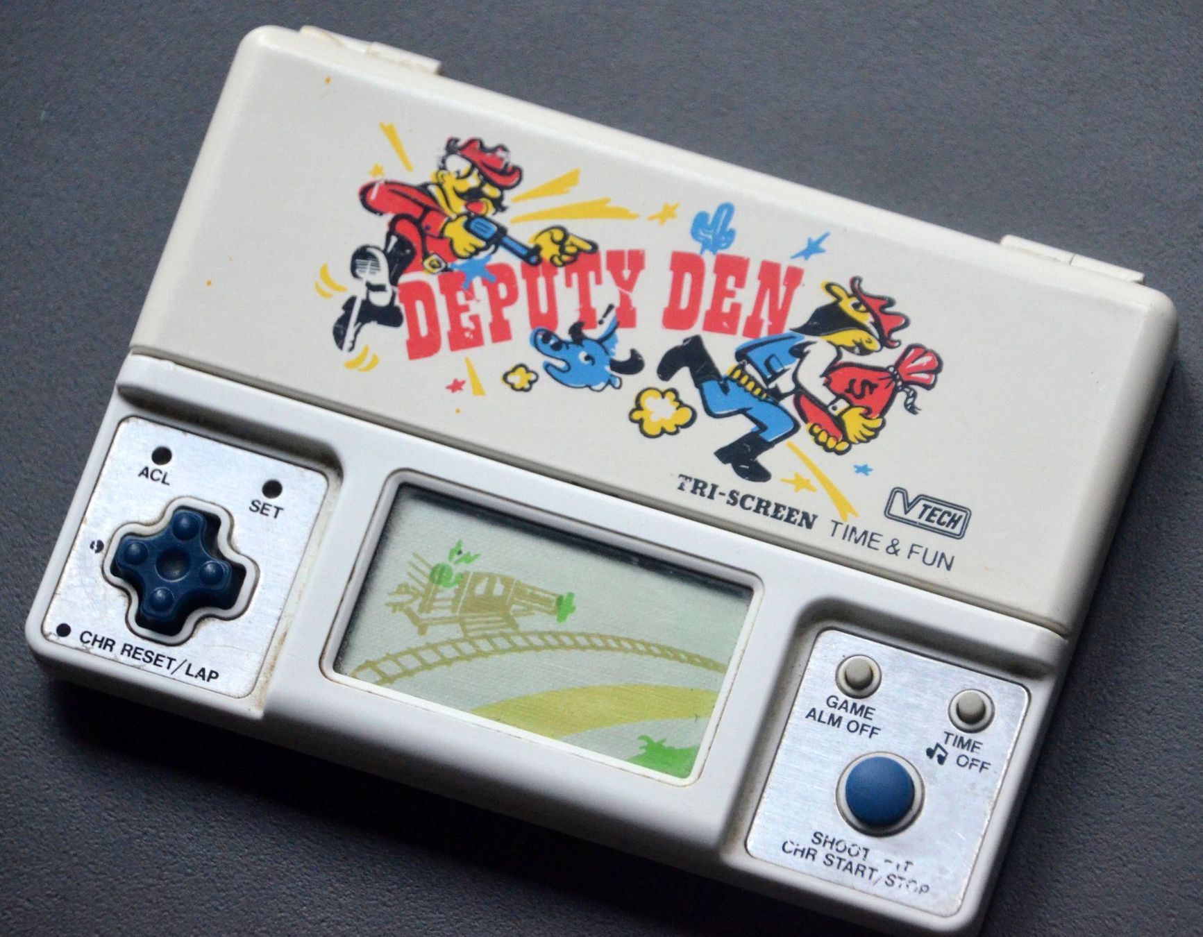 Konsolen: Deputy Den V-Tech Game 1982 – Gebraucht aus Collonges von arashee 3