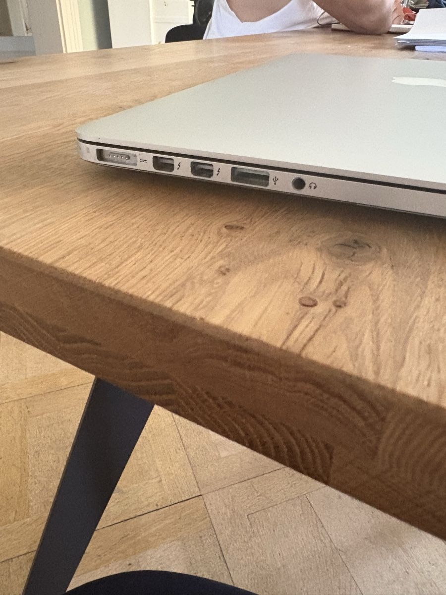 Apple Notebooks: MacBook Pro (Retina, 15-inch, Mid 2015) – Gebraucht aus Zürich von  3