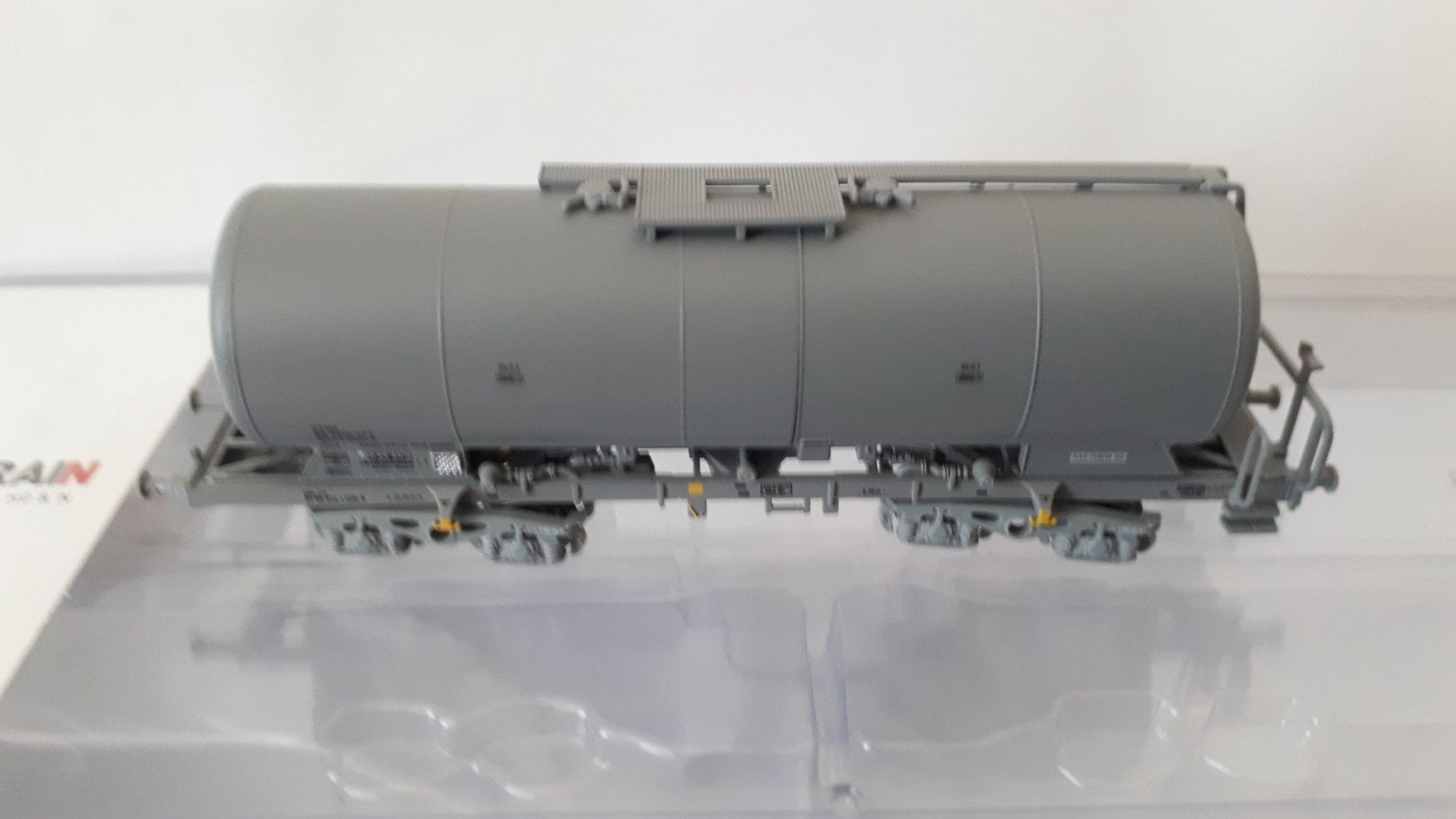Hobbytrain Modellini di ferrovie: Hobbytrain SBB UACS "SBB Cargo" 3er Set Silowagen H23480 – Nuovo e nell'imballaggio originale da Biberist venduto da Ntrains 2