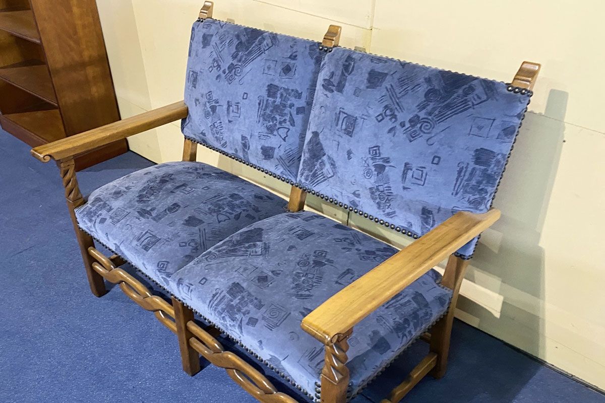Tessuti: 2er Stoff - Holzsofa - blauer Stoffvbezug – Usato da Ballwil venduto da ClassicGallery 2