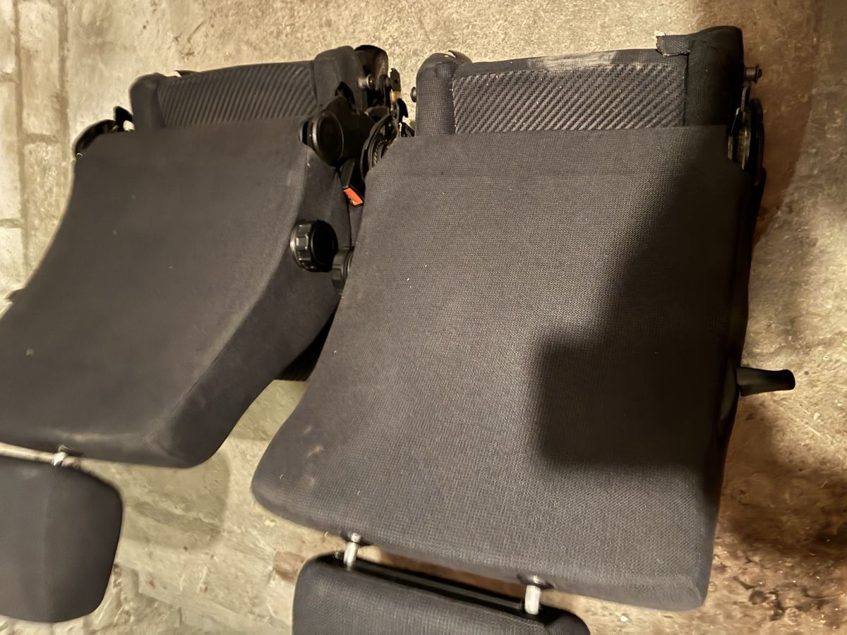 VW Tutti pezzi di ricambio auto: VW Corrado Sitze – Usato da Grenchen venduto da Netii10 1