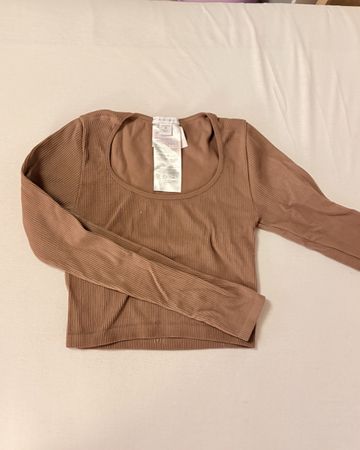 Amisu Ribbed Longsleeve Top Braun – Damen Gr. M