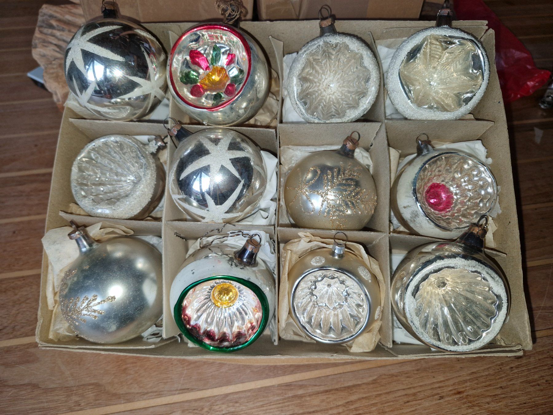 Tutte le decorazioni: alter Christbaumschmuck – Usato da Guarda venduto da rue_bpd7 1
