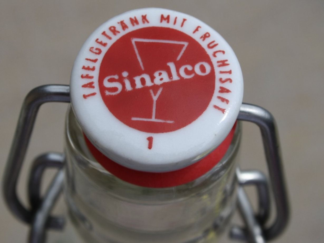 Sinalco Bottiglie: SINALCO FLASCHE – Usato da Wauwil venduto da Pneuedy 1