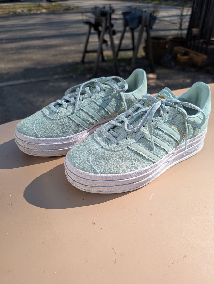 adidas gazelle silver green womens Adidas Gazelle: Dark Green | Retro Sneaker main image 0
