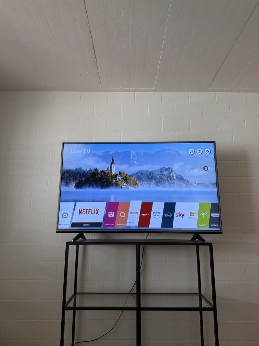 LG Televisori: Fernseher LG – Usato da Aadorf venduto da Edisson08